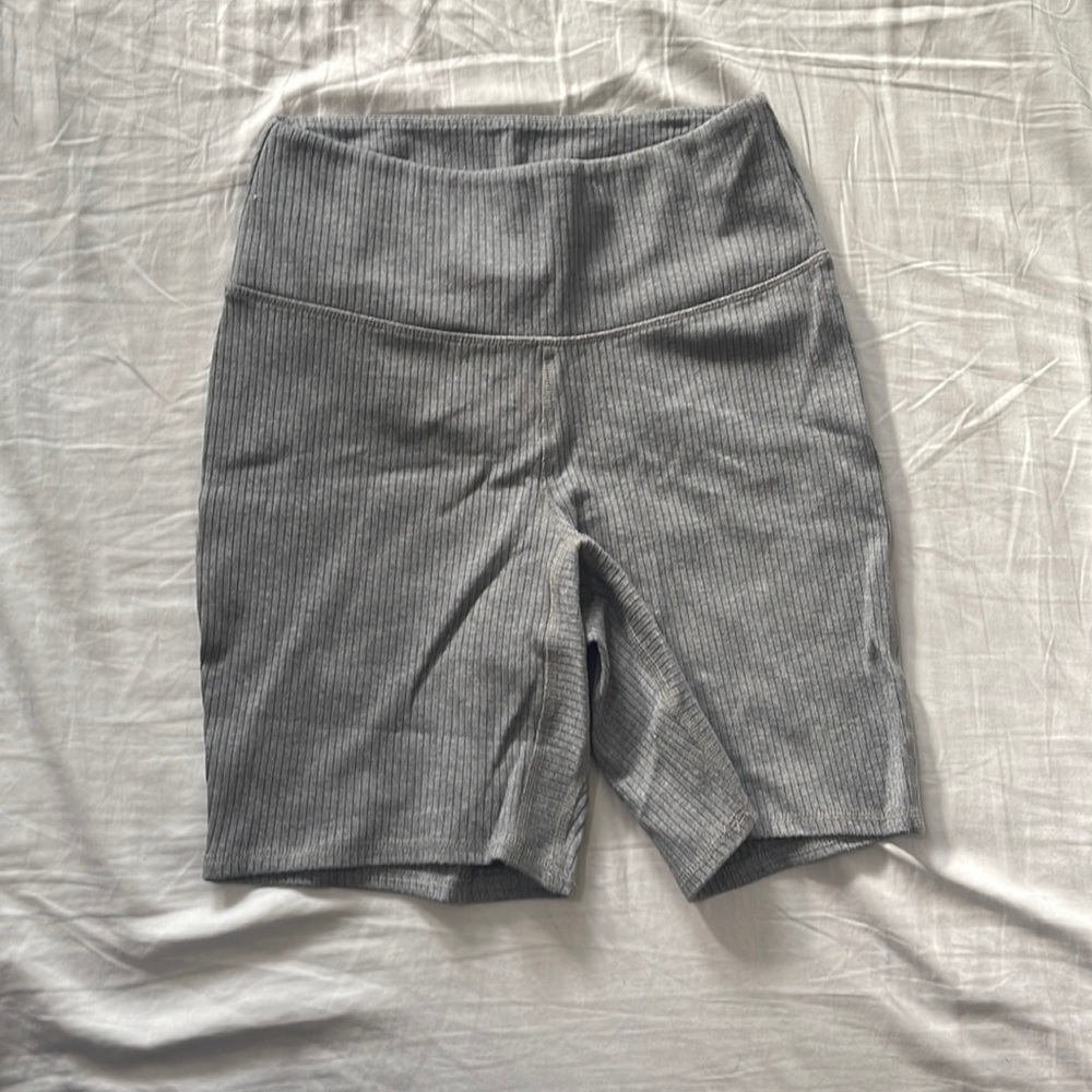 WSLY Rivington 7" Ribbed Biker Short NWT in Grey Heather